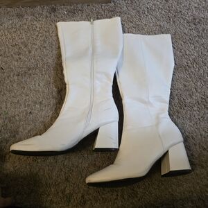 Elegant White Women's Boots